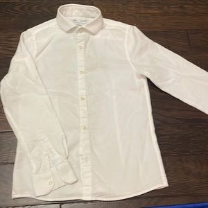 White bottom up textured shirt